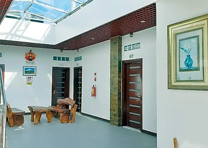 Hotell Mj House 3*